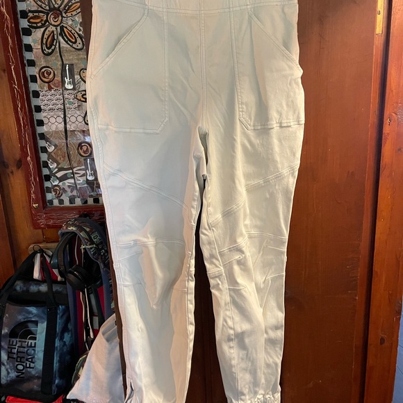 Spanx twill cargo joggers Elegant Cream Women's XL - Picture 2 of 6